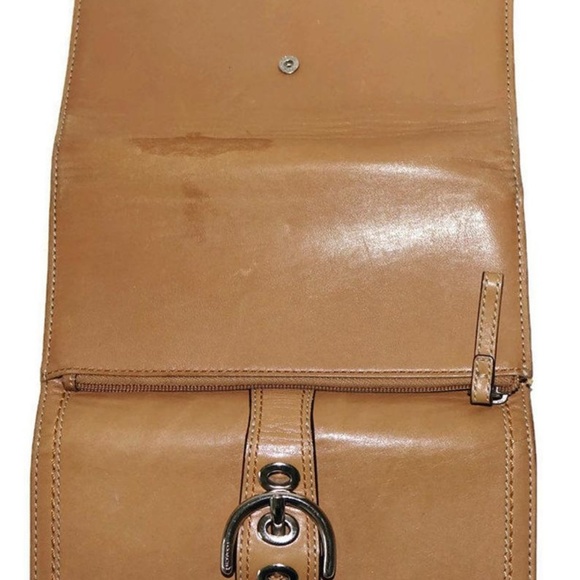 Coach Soho Wallet & Checkbook Cover Tan Leather - Picture 2 of 8